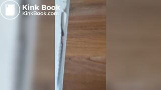Chinese toilet 巨刺激，直接手伸过去把屎偷了，女的回头一脸懵逼：我屎呢？