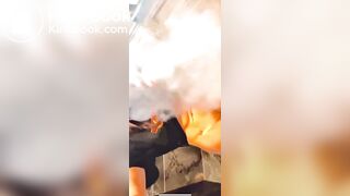 Vaping makes her poop