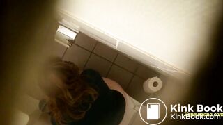 Redhead girl poops