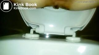 She big long and thick poop