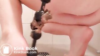 Australian amateur playing dirty in bathroom