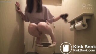 Japanese pooping
