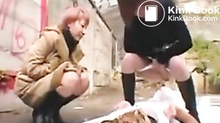 Japan poop - video 3