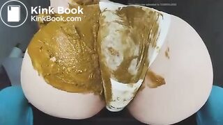 Sweet Betty hot panty poop