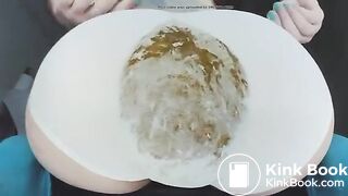 Sweet Betty hot panty poop