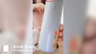 Chinese girl pooping - video 39