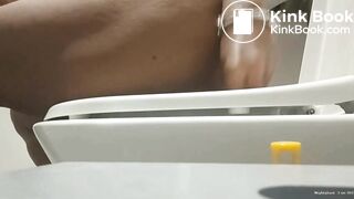 Ebony had to drop a load