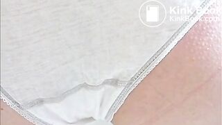 lady shits her panties