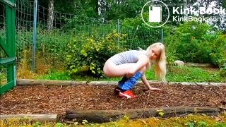 blonde outdoor shitting