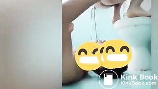 Femdom scat viet nam