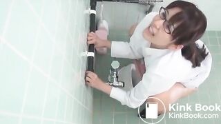 JAP nurse using enema diarrhea painly