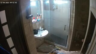 Woman pooping in Toilet 149