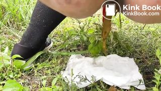 japanese amateur pooping outdoor
