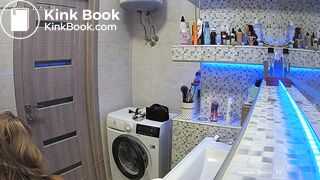 Woman pooping in Toilet 122