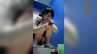 Thai girl diarrhea