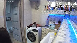 Woman pooping in Toilet 121