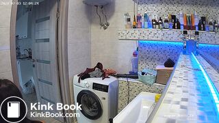 Woman pooping in Toilet 121