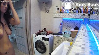 Woman pooping in Toilet 121