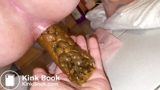 Asian girl pooping - video 21