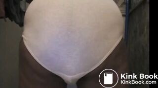 Girl poops white panties - video 2