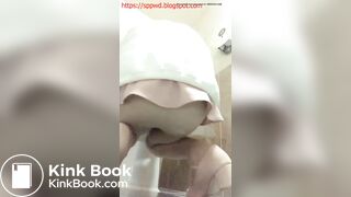 Korean_girl_pantyhose_pooping