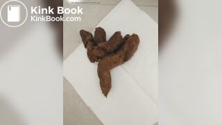 KOREAN WOMAN POOPING - video 13