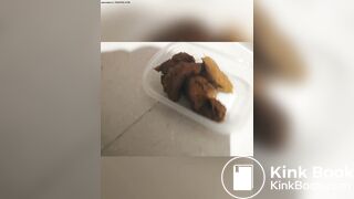 KOREAN WOMAN POOPING - video 13