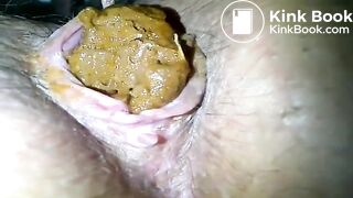 Amateur Babe Pooping - video 2