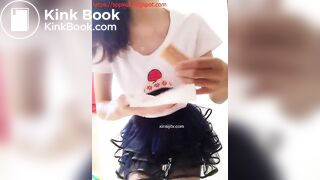 Sexy Chinese woman scat - video 3