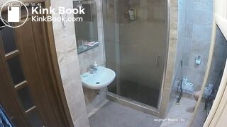 Woman pooping in Toilet 139