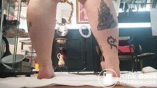 2 ladies fart, 1 poops