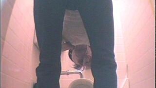 toilet voyeur 古 - video 3