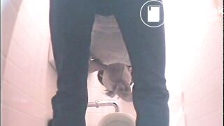 toilet voyeur 古 - video 3