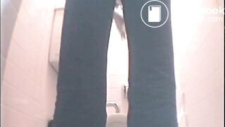 toilet voyeur 古 - video 3