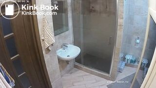 Woman pooping in Toilet 138