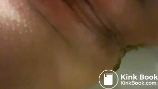 She realy need to poo