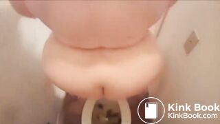 SSBBW Takin a HUGE Shit