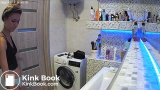 Woman pooping in Toilet 111