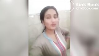 Indian creamy scat