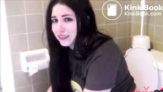 Hot Girl Takes A Gassy Shit