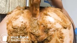 Skinny chick massively shits herself