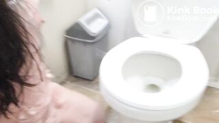 Some nice dirty bathroom roleplay