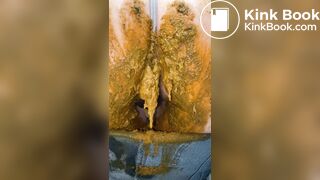 Pooping in pants - video 4