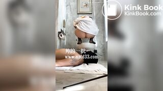 chinese femdom scat 2 - video 3