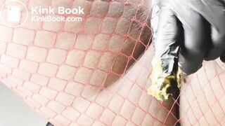Thicc ebony shits through fishnets