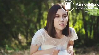 Asian girl shits - video 4