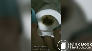 Moaning and undigested runny shit onlive