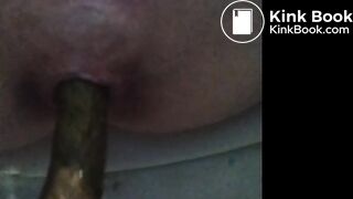 Czech girl shitting.