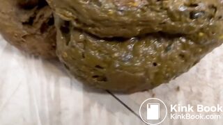 Massive creamy poops 8