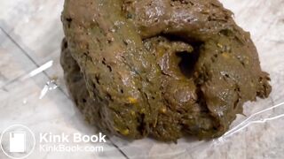 Massive creamy poops 8